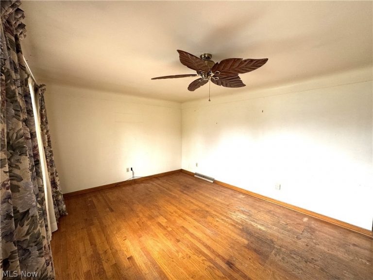 1180 Keefer Road, Girard, OH - Photo 2
