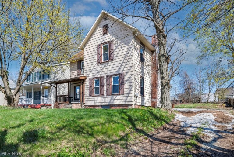 1729 Newberry Street, Cuyahoga Falls, OH - Photo 4