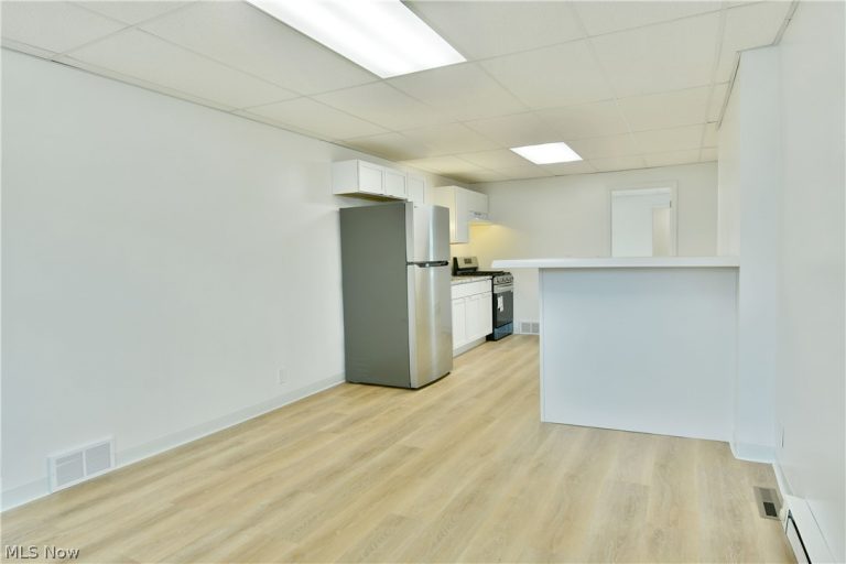 401 Williams Street, Niles, OH - Photo 5
