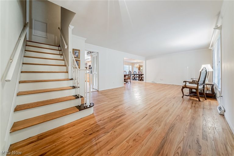 4781 Dorshwood Road, South Euclid, OH - Photo 3