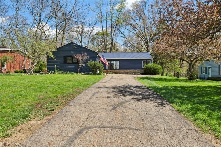 267 Parkview Avenue, Wadsworth, OH - Photo 3