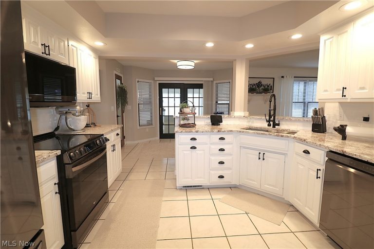 29 Stony Brook Lane, Wakeman, OH - Photo 4