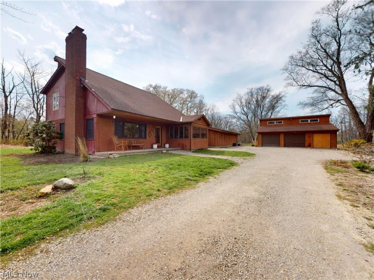 682 Rural Road, Eastlake, OH, 44095