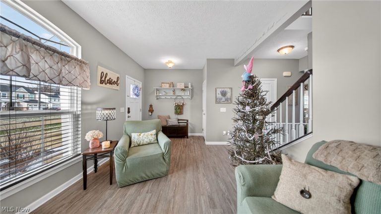 5640 Coverdale Way, Medina, OH - Photo 8