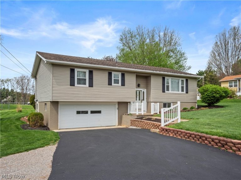 3845 Dresden Road, Zanesville, OH, 43701