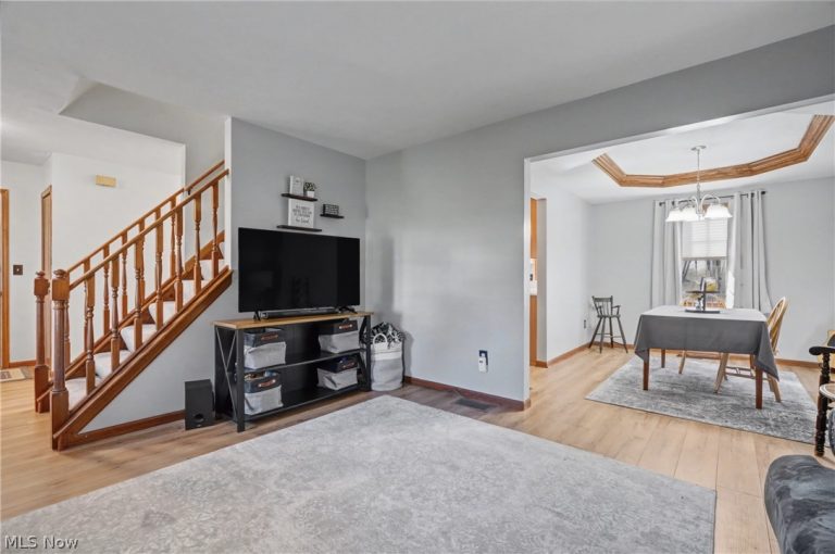 1282 Berkshire Drive, Macedonia, OH - Photo 8