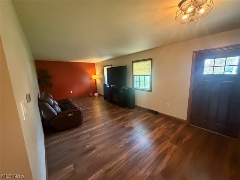 2204 Southeast Boulevard, Salem, OH - Photo 8