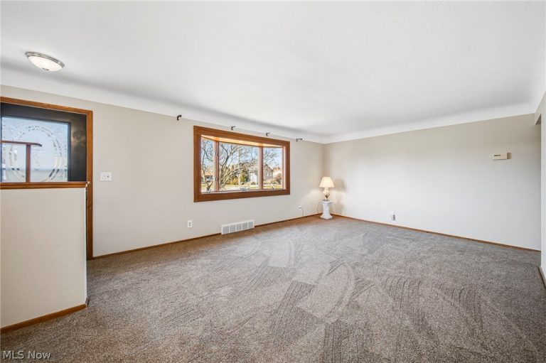 459 Cole, Willowick, OH - Photo 4