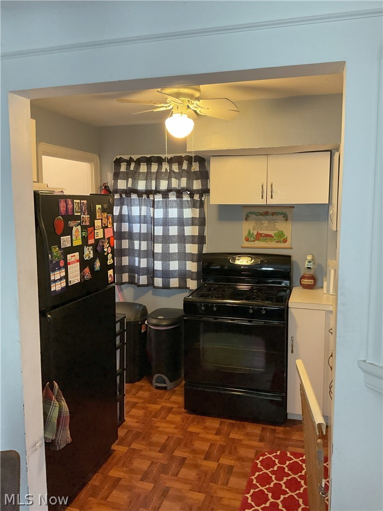 19409 Cherokee Avenue, Cleveland, OH - Photo 2