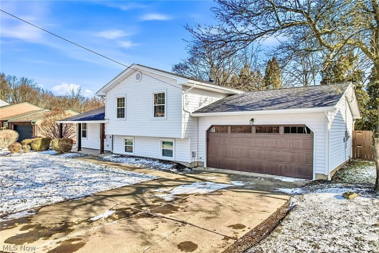 325 Nebraska Avenue, McDonald, OH - Photo 3