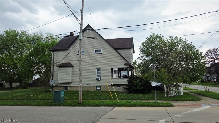 1103 High Street, Warren, OH - Photo 5
