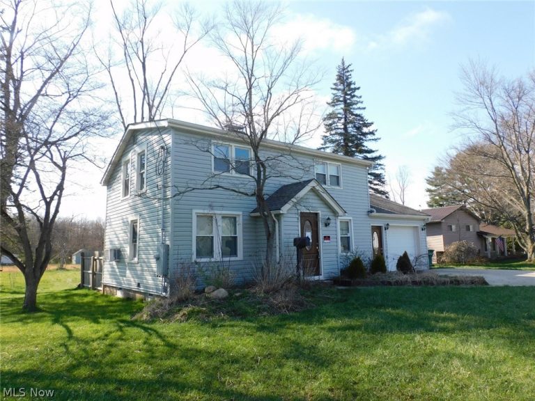 303 Market Street, Jefferson, OH - Photo 3