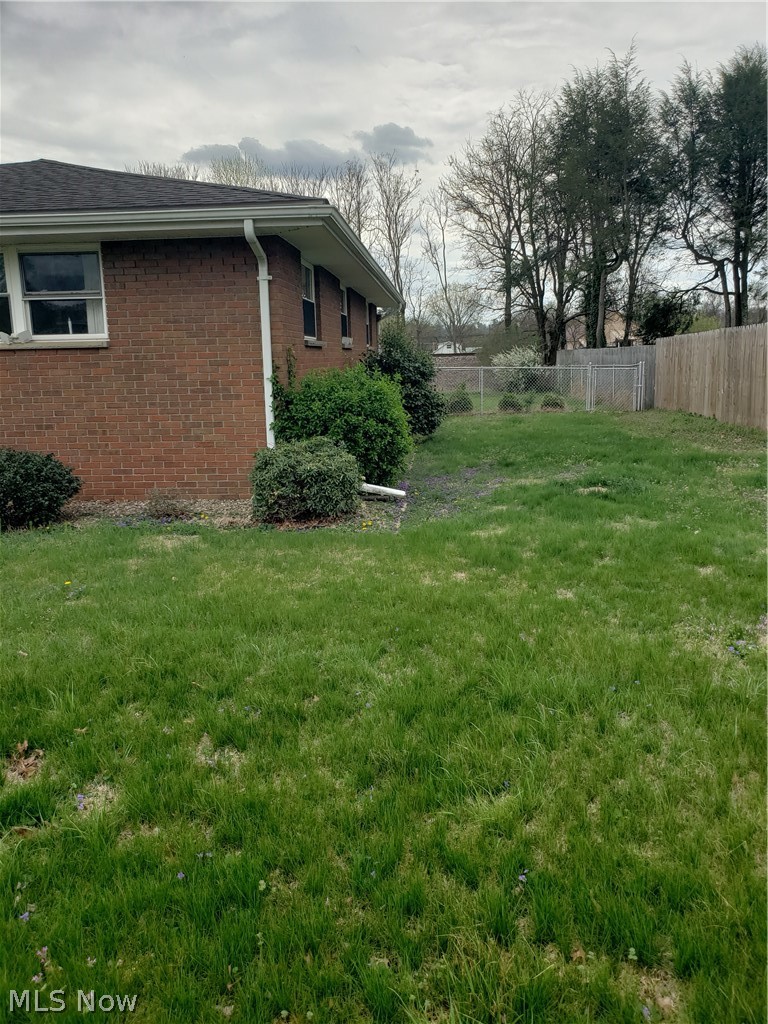 2313 Rockland Avenue, Belpre, OH - Photo 5