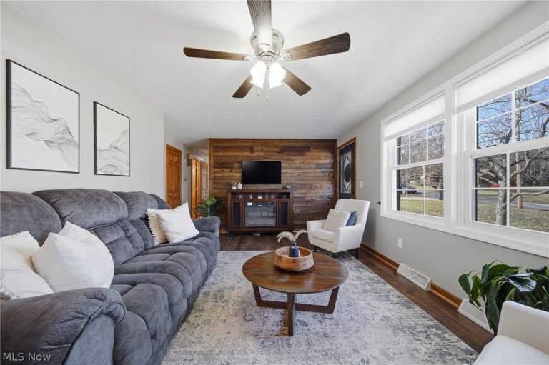 2776 Brouse Street, Uniontown, OH - Photo 4