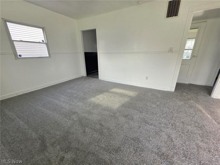 4264 164th Street, Cleveland, OH - Photo 4