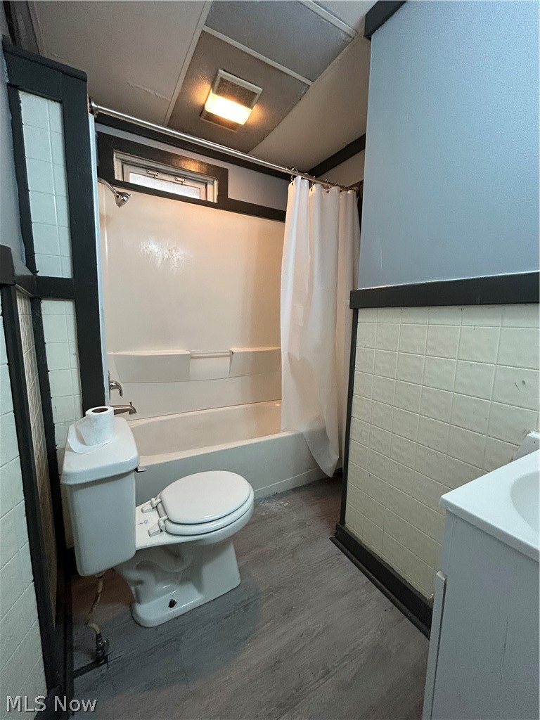 3448 69th Street #rear down, Cleveland, OH - Photo 8