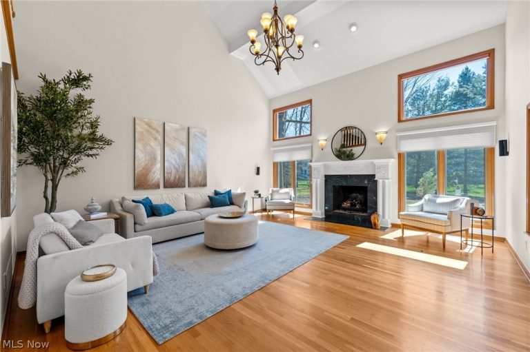 34540 Seminole Way, Solon, OH - Photo 4