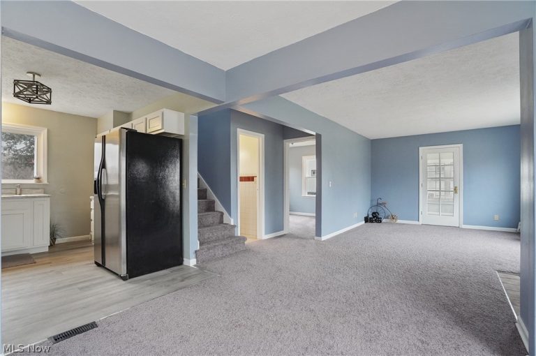 410 Beryl Drive, Kent, OH - Photo 8
