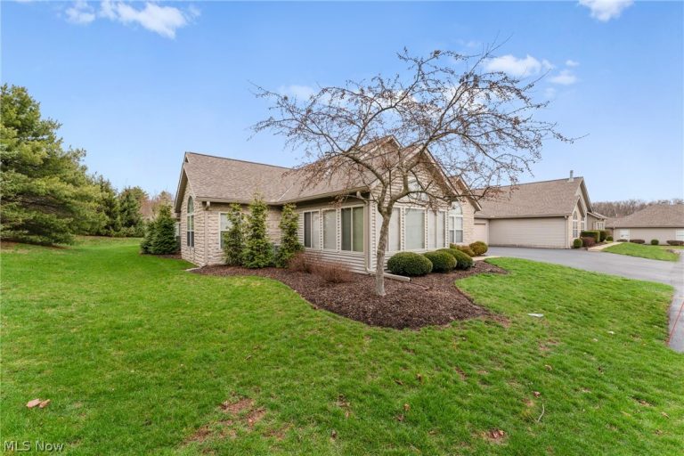 4212 Tannybrooke Lane #1C, Canton, OH - Photo 3