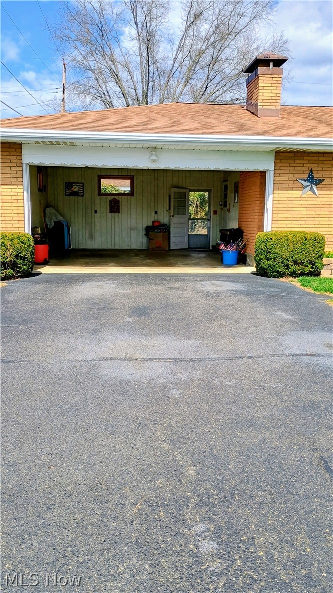 335 Walker Drive, Zanesville, OH - Photo 3