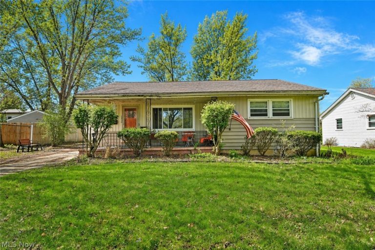 7374 Ranier Trail, Youngstown, OH, 44512