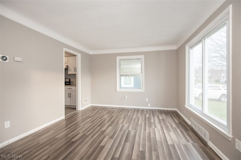 4656 146th Street, Cleveland, OH - Photo 8