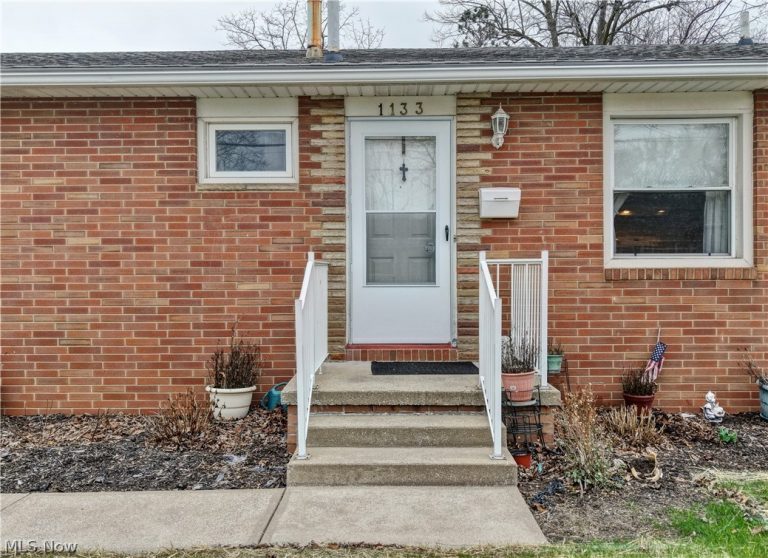 1133 Clearmount Avenue, North Canton, OH - Photo 6