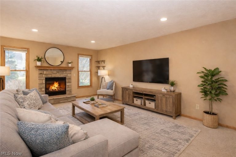 2662 Captens Street, Canton, OH - Photo 4