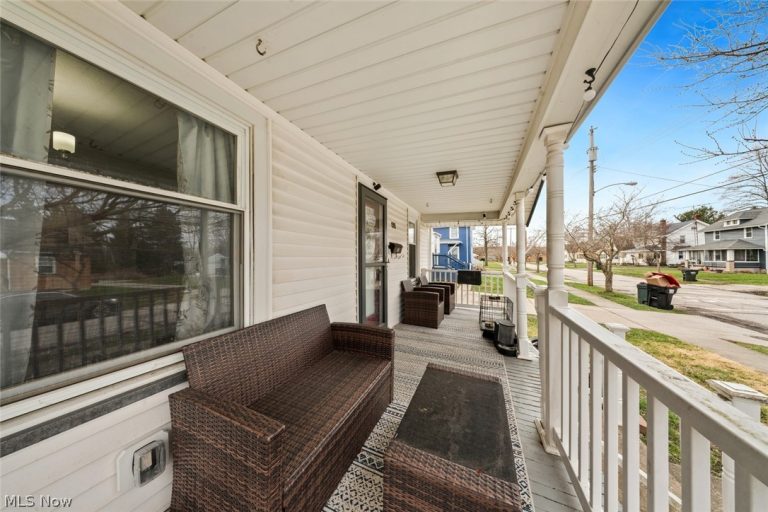 431 Myrtle Street, Ravenna, OH - Photo 3