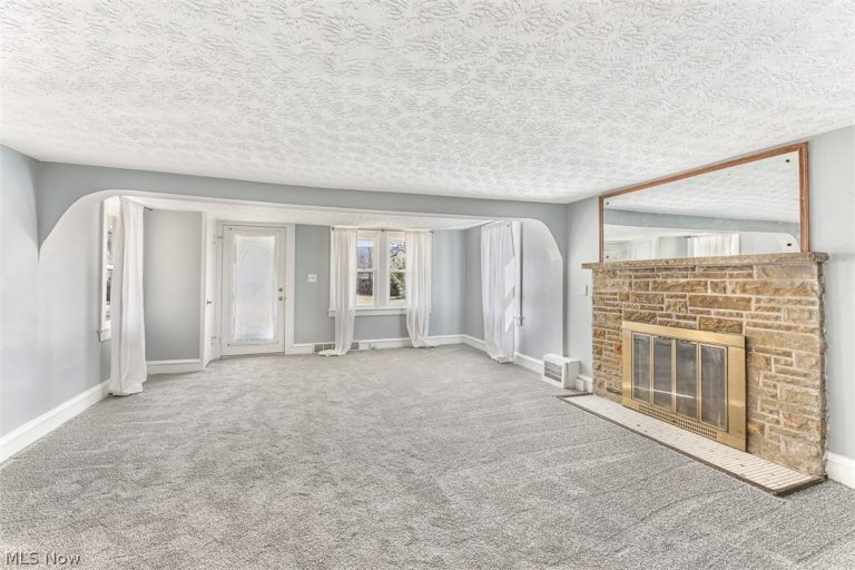 85 Maple Drive, Hudson, OH - Photo 4