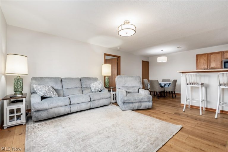 2660 Orchard Park, Zanesville, OH - Photo 2