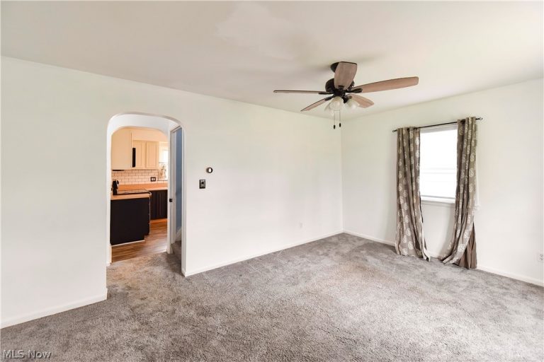 3864 Louise Street, Mogadore, OH - Photo 8