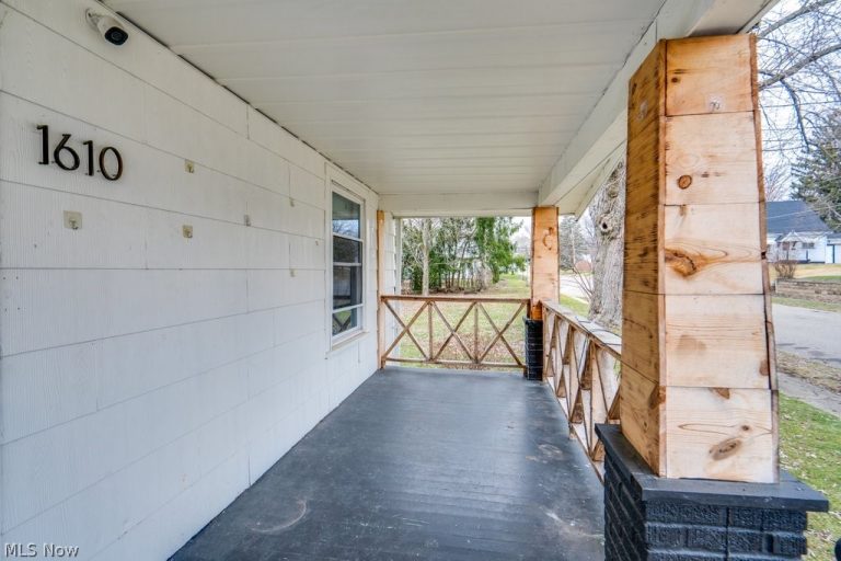 1610 23rd Street, Canton, OH - Photo 2