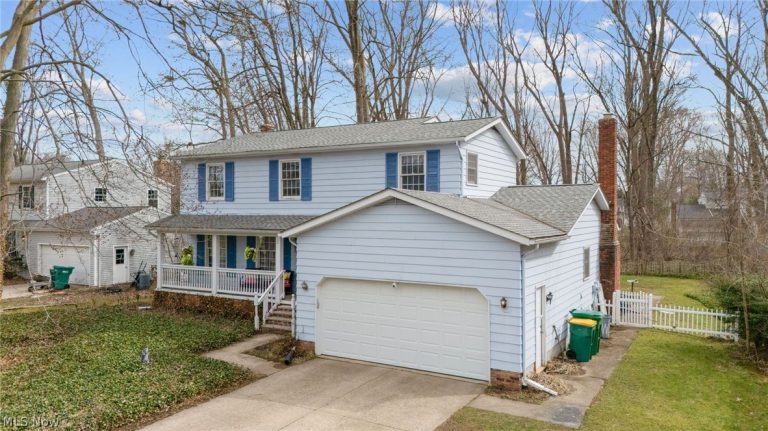 8343 Paddock Court, Mentor, OH - Photo 2