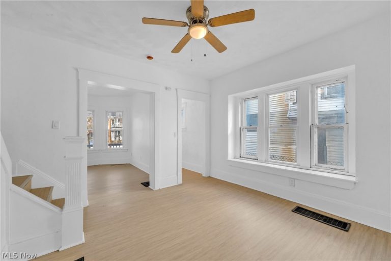 1139 74th Street, Cleveland, OH - Photo 3