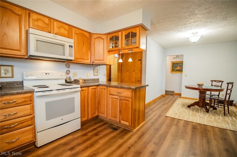 107 Morningside Circle, Parkersburg, WV - Photo 2