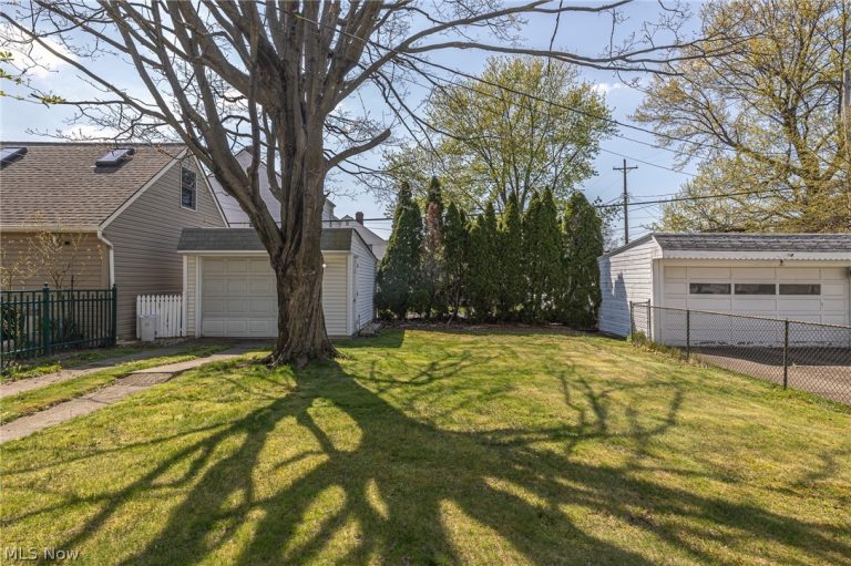 3268 142nd Street, Cleveland, OH - Photo 5