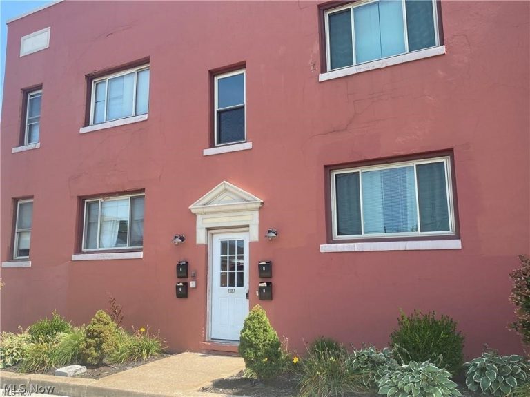 1387 69th Street #3, Cleveland, OH - Photo 2