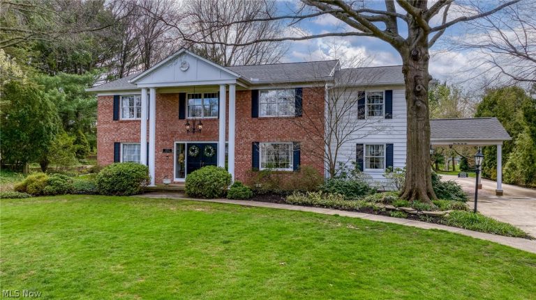 1222 Dearborn Drive, Akron, OH - Photo 2