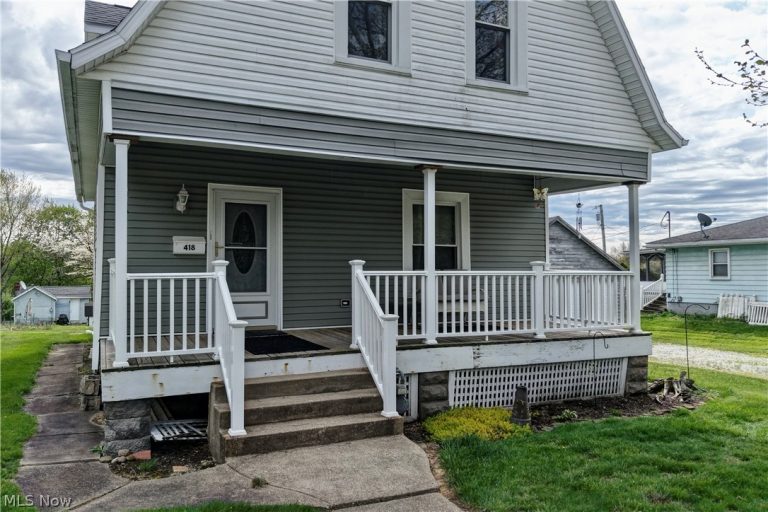 418 Jackson Avenue, Brewster, OH - Photo 4