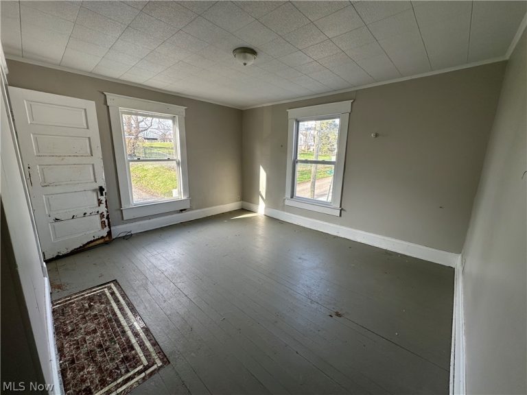 1359 Eastman Street, Zanesville, OH - Photo 2
