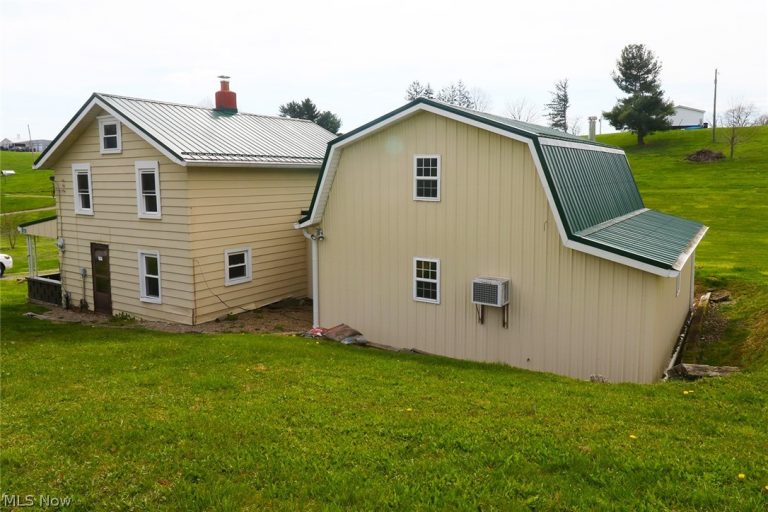 1041 County Road 14, Rayland, OH - Photo 5