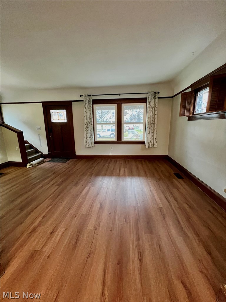 120 Longford Avenue, Elyria, OH - Photo 6