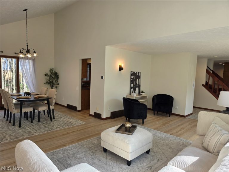 5009 Lansdowne Drive, Solon, OH - Photo 6