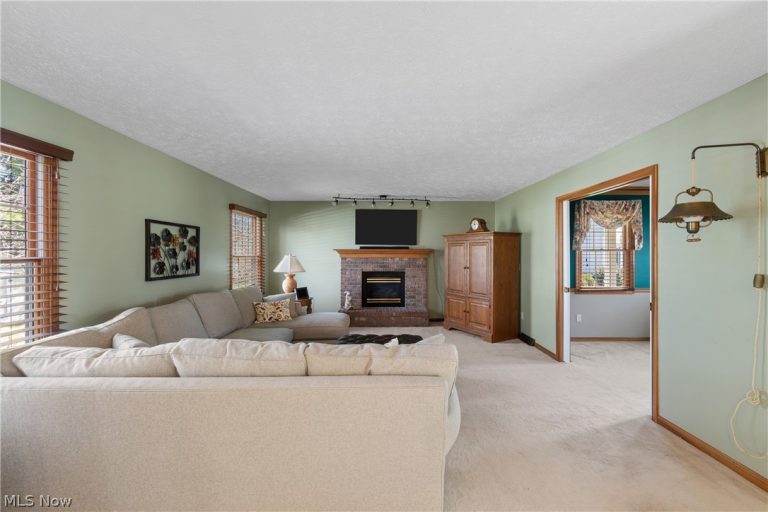 177 Potomac Court, Medina, OH - Photo 6