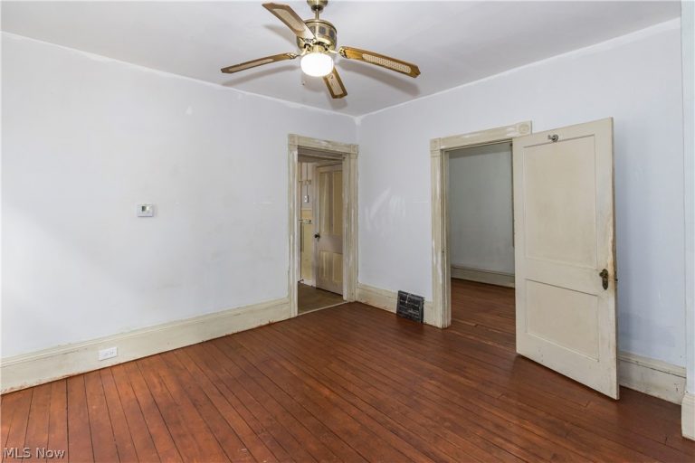 3358 30th Street, Cleveland, OH - Photo 6