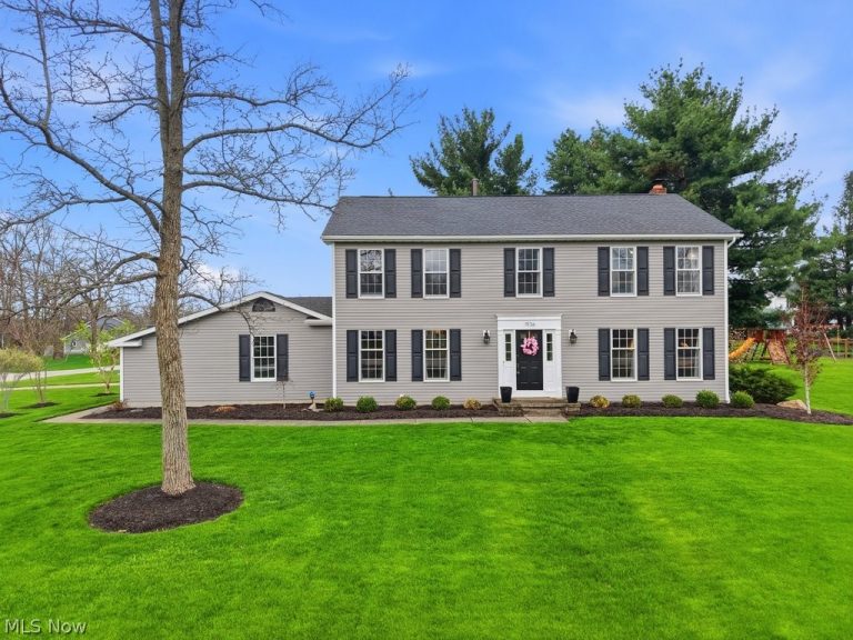 1936 Ashley Drive, Hudson, OH, 44236
