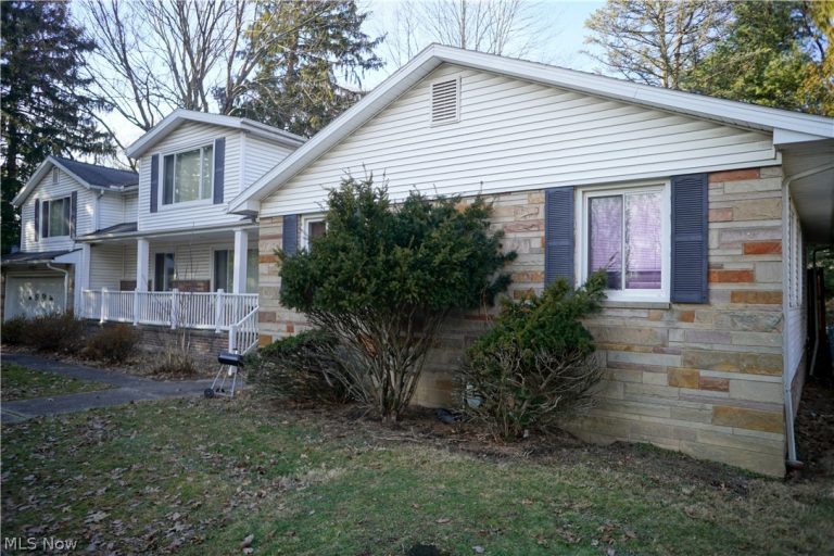 5285 Ridgebury Boulevard, Cleveland, OH - Photo 4