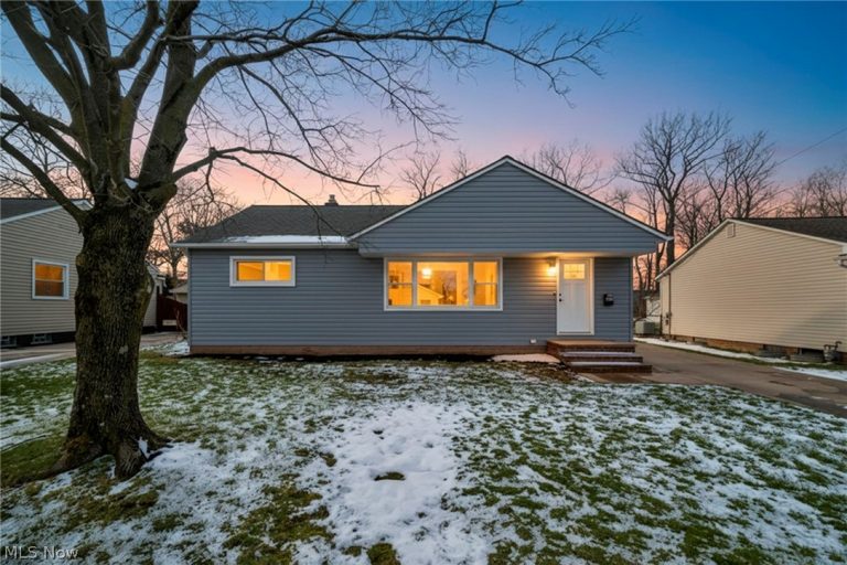 6108 Westerham Road, Mayfield Heights, OH, 44124