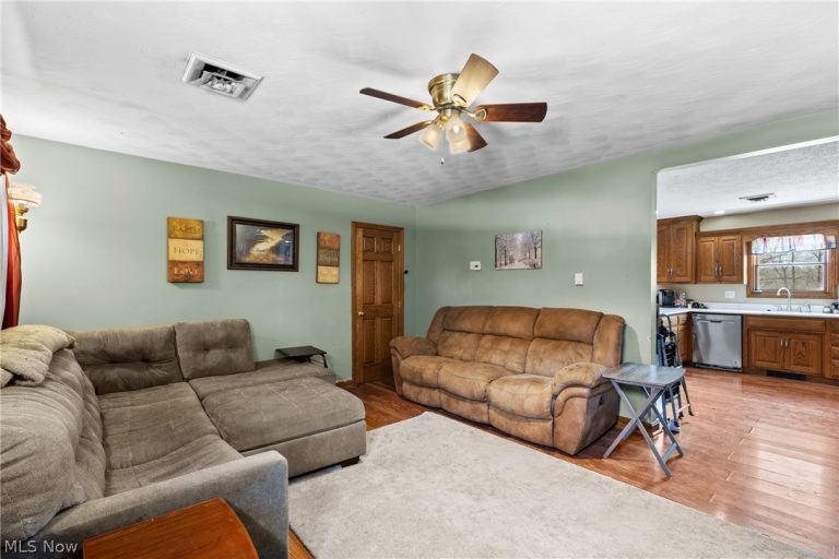 430 Main Street, Bethesda, OH - Photo 6